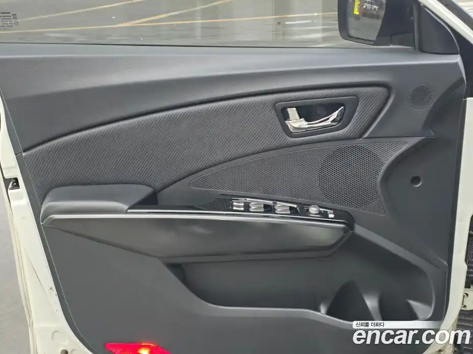 SsangYong TIBOLI 2016 1.6 Автомат в Москве № 35514, фото 15