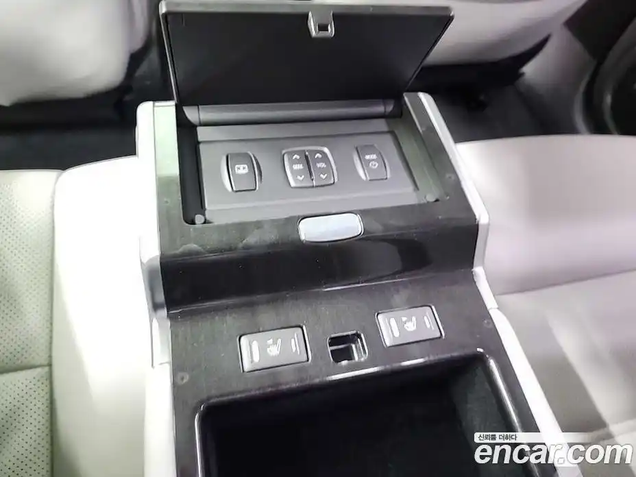 Renault SM7 2017 3.5 Автомат в Москве № 355364, фото 13