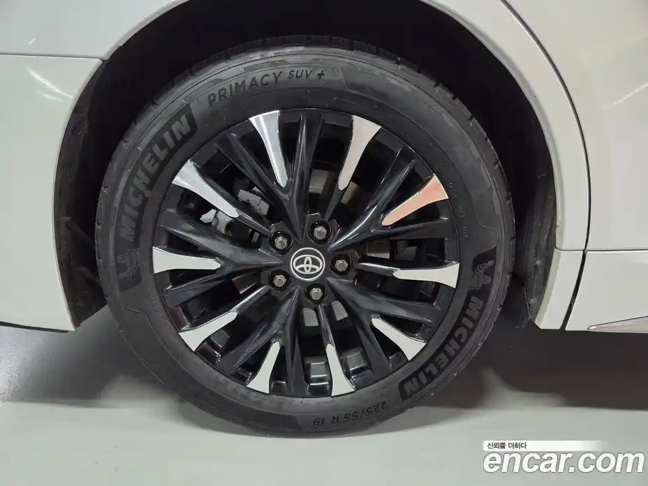 Toyota Alphard 2024 2.5 Автомат в Москве № 361203, фото 20