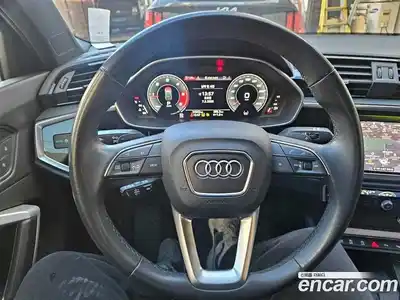 Audi Q3 2023 2.0 Автомат в Москве № 373462, миниатюра 12
