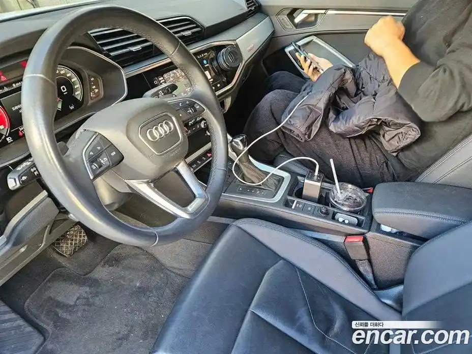 Audi Q3 2023 2.0 Автомат в Москве № 373462, фото 8