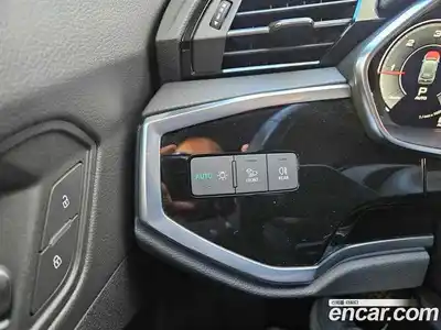 Audi Q3 2023 2.0 Автомат в Москве № 373462, миниатюра 10