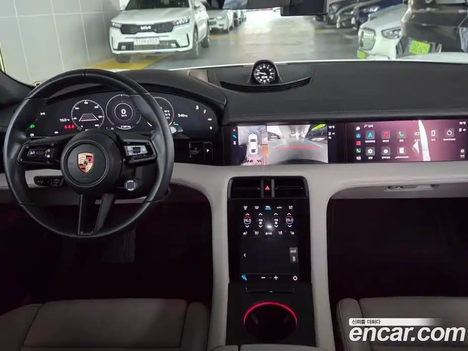 Porsche Taycan 2024 Автомат в Москве № 374451, фото 13