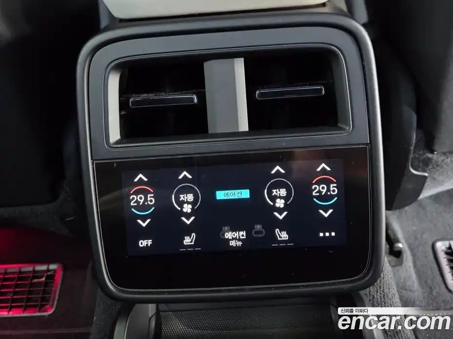 Porsche Taycan 2024 Автомат в Москве № 374451, фото 16