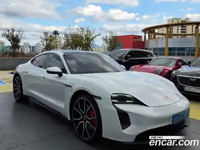 Porsche Taycan 2024 Автомат в Москве № 374451, миниатюра 3