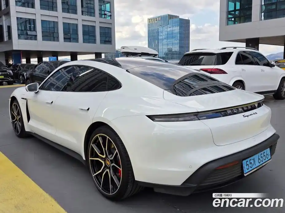 Porsche Taycan 2024 Автомат в Москве № 374451, фото 4