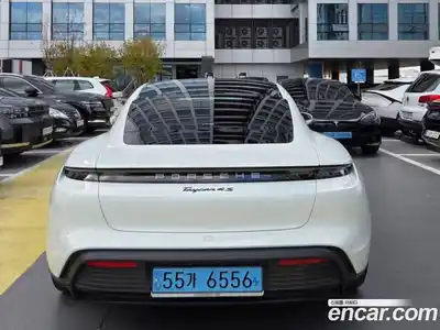 Porsche Taycan 2024 Автомат в Москве № 374451, миниатюра 6