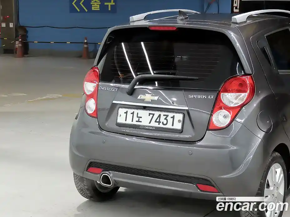 Chevrolet Spark 2015 1.0 Автомат в Москве № 37762, фото 19