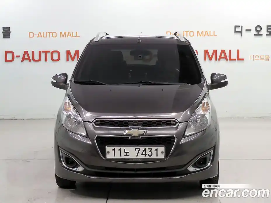 Chevrolet Spark 2015 1.0 Автомат в Москве № 37762, фото 3