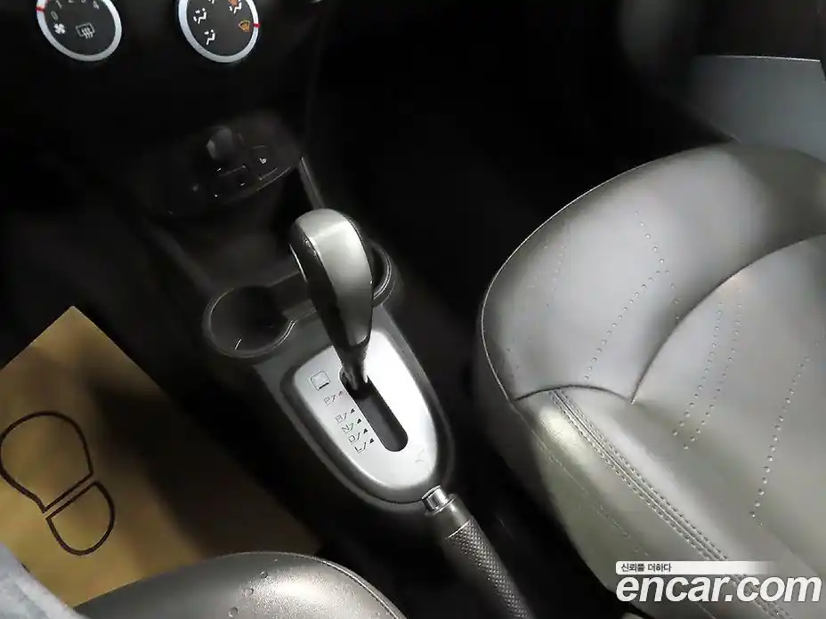 Chevrolet Spark 2015 1.0 Автомат в Москве № 37762, фото 9