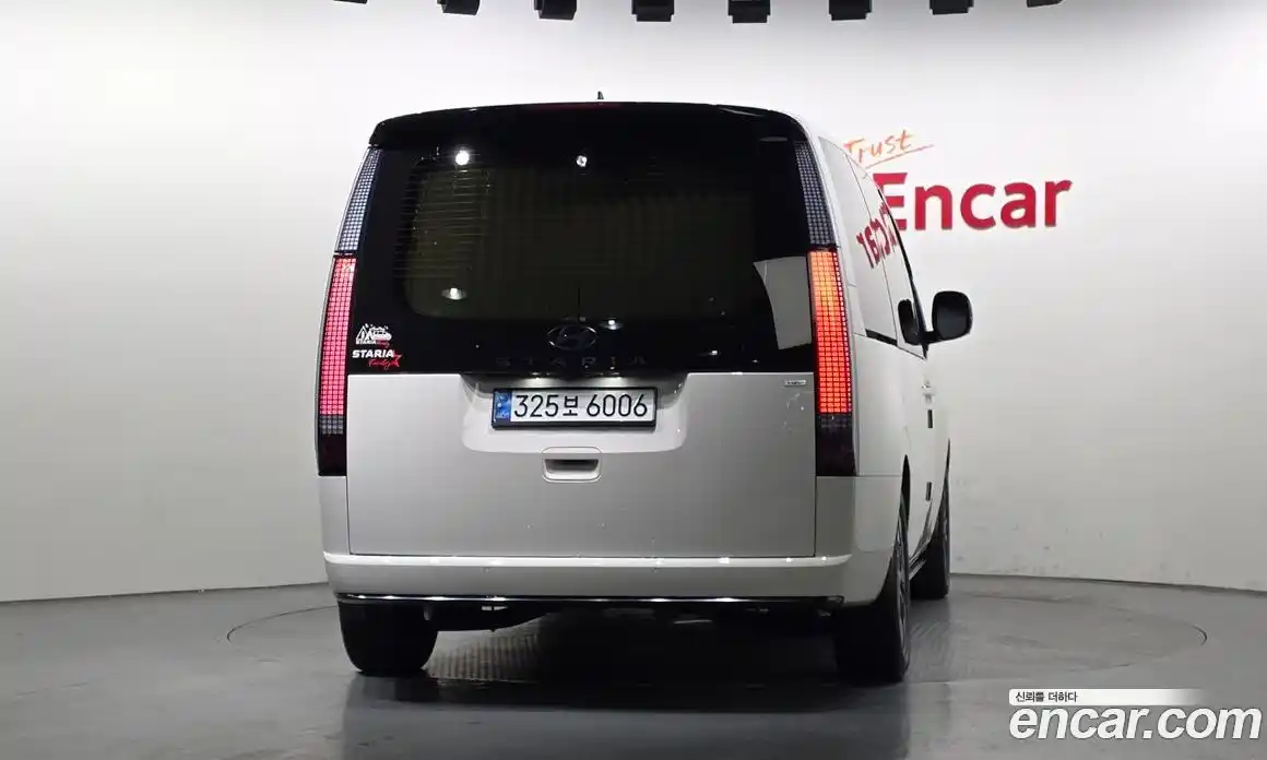 Hyundai Staria 2025 1.6 Автомат в Москве № 382550, фото 4