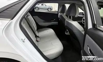 Hyundai Avante 2023 1.6 Автомат в Москве № 397551, миниатюра 12