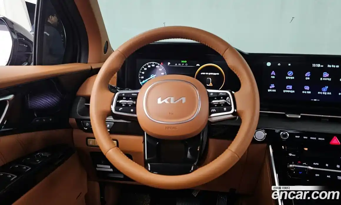 Kia Canival 2022 3.5 Автомат в Москве № 399402, фото 13