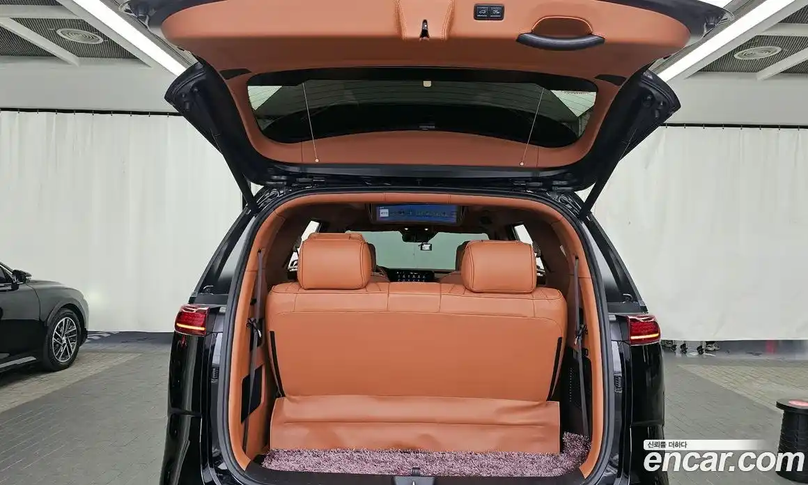 Kia Canival 2022 3.5 Автомат в Москве № 399402, фото 20