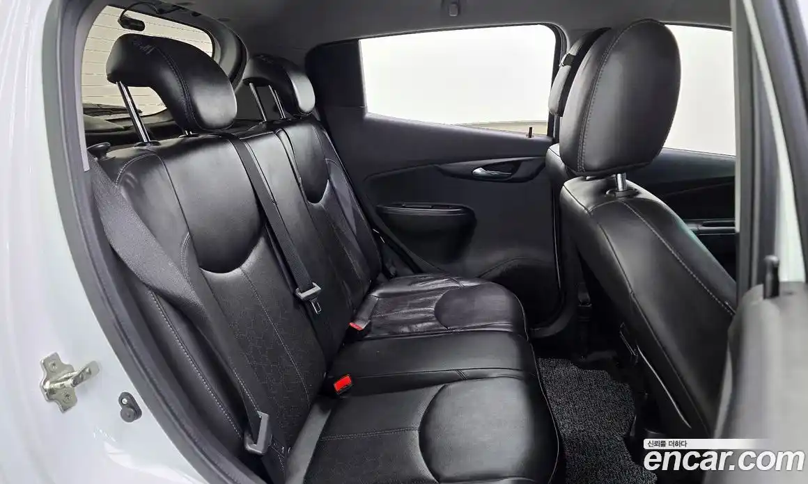 Chevrolet Spark 2015 1.0 Автомат в Москве № 40115, фото 11