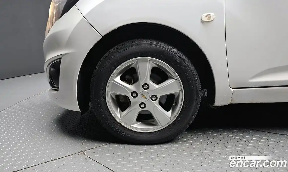 Chevrolet Spark 2014 1.0 Автомат в Москве № 41059, фото 9