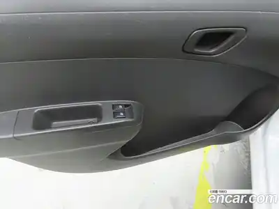 Chevrolet Spark 2014 1.0 Механическая в Москве № 41884, миниатюра 12