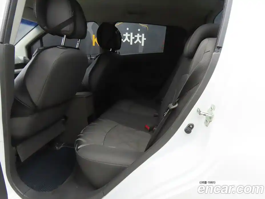 Chevrolet Spark 2014 1.0 Механическая в Москве № 41884, фото 6