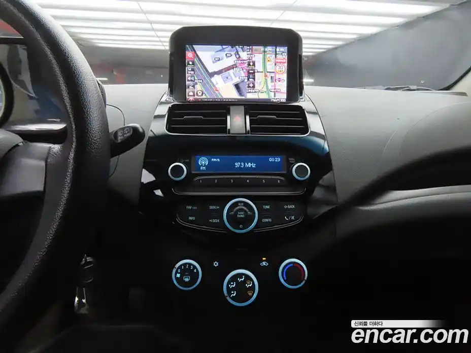 Chevrolet Spark 2014 1.0 Механическая в Москве № 41884, фото 10