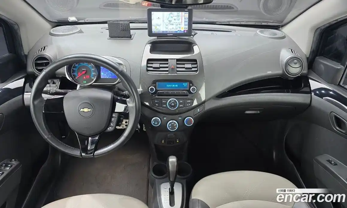 Chevrolet Spark 2015 1.0 Автомат в Москве № 42061, фото 20