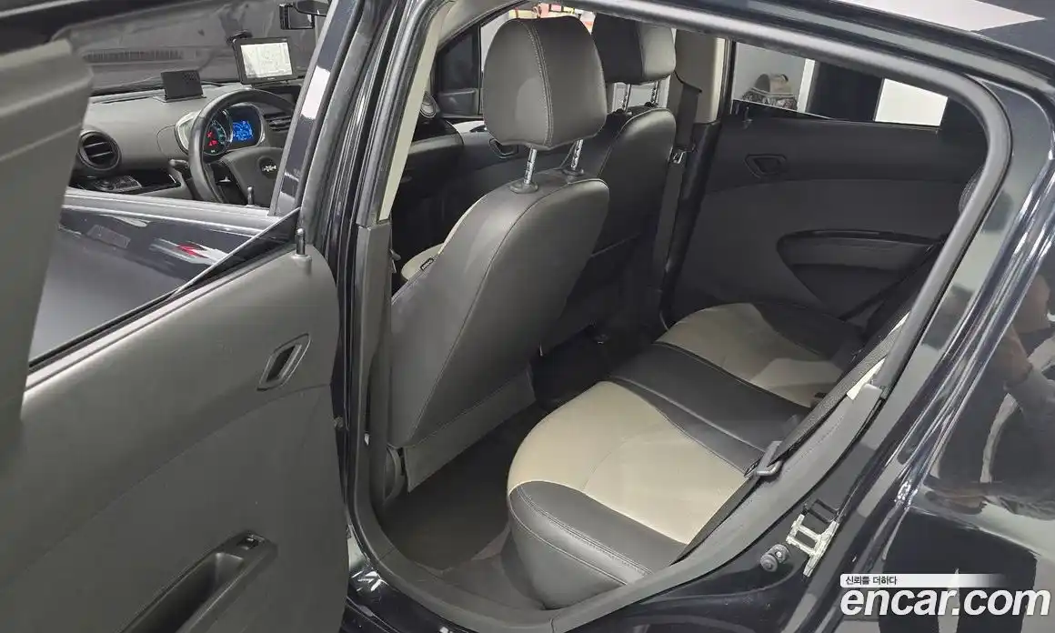 Chevrolet Spark 2015 1.0 Автомат в Москве № 42061, фото 5