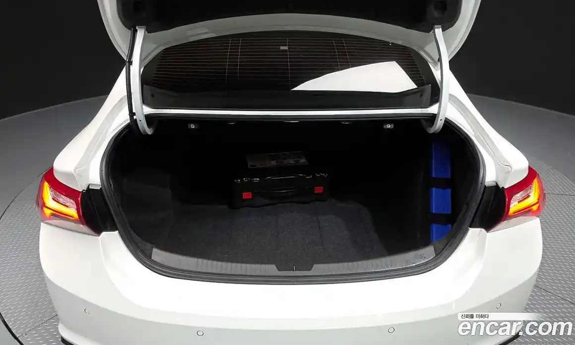 Chevrolet Malibu 2021 2.0 Автомат в Москве № 42099, фото 20