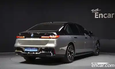 BMW i7 2024 0.3 Автомат в Москве № 425073, миниатюра 2