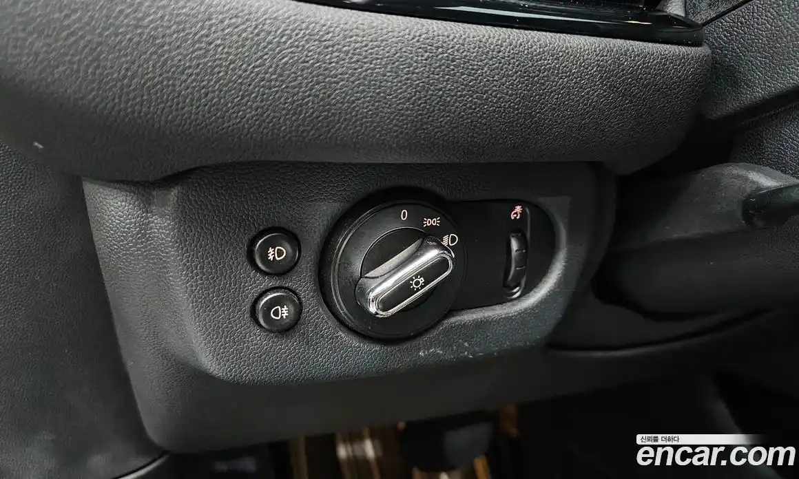 Mini Clubman 2016 2.0 Автомат в Москве № 432088, фото 16