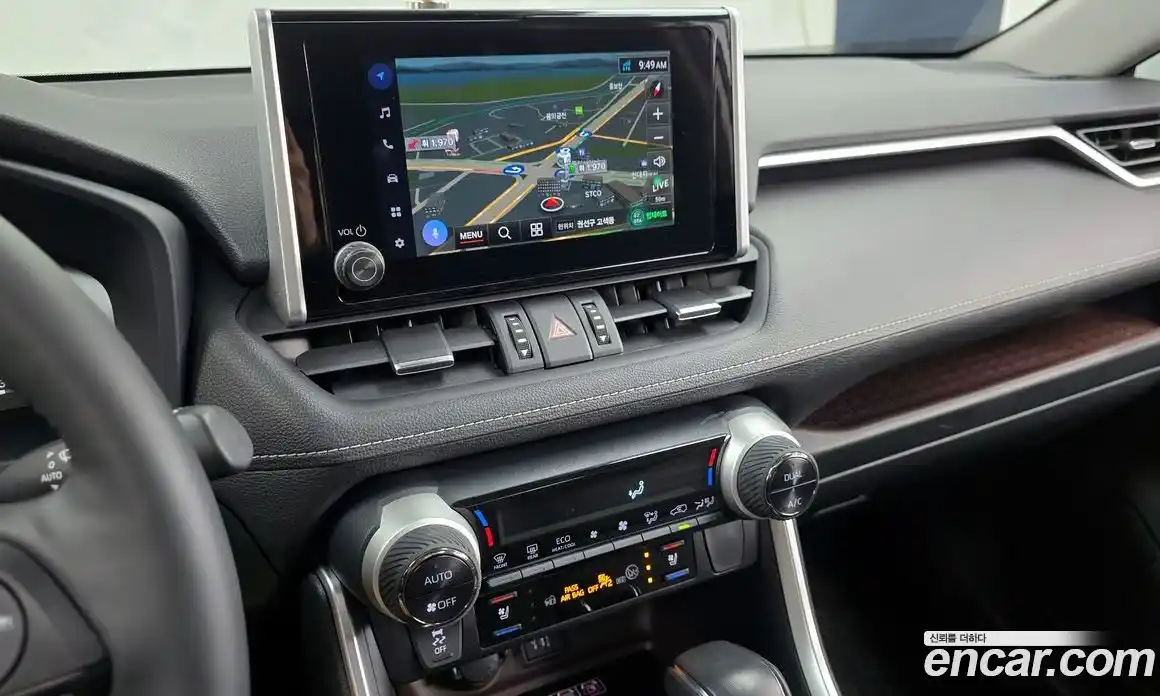 Toyota RAV4 2024 2.5 Автомат в Москве № 432879, фото 14