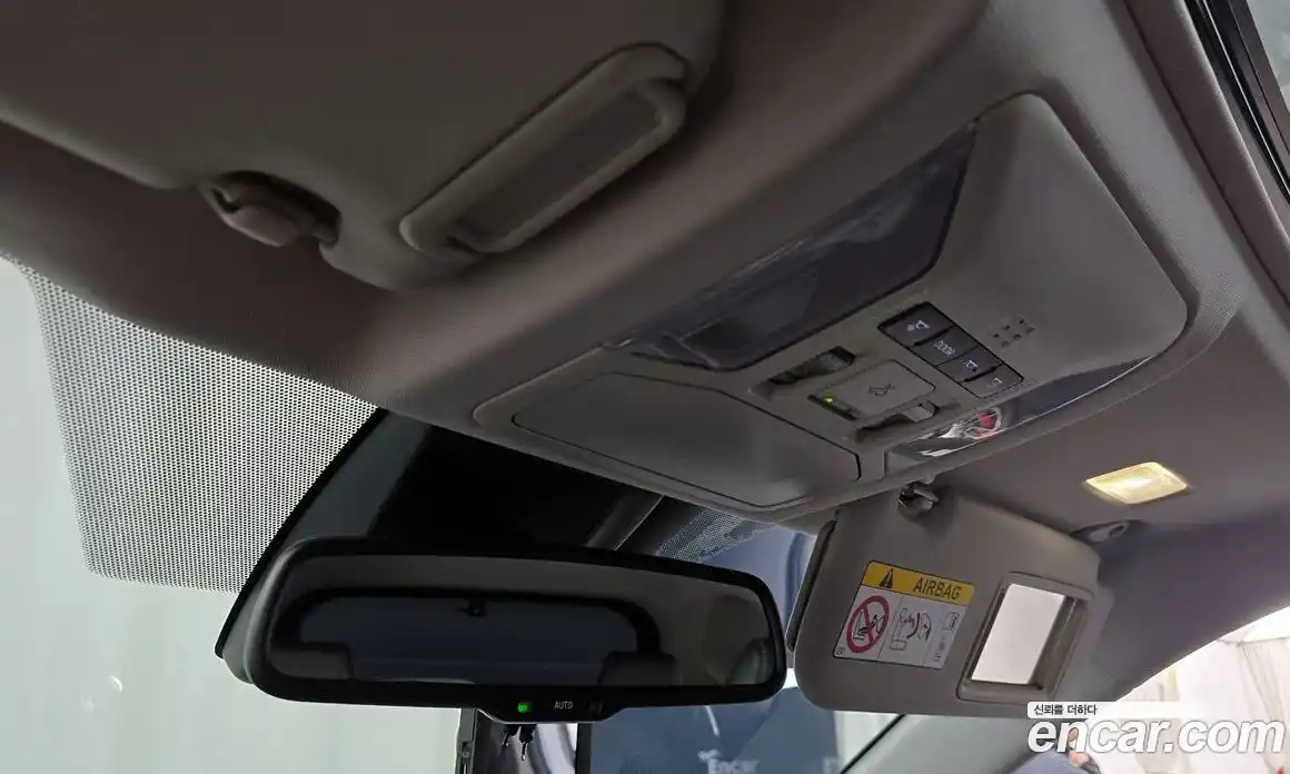 Toyota RAV4 2024 2.5 Автомат в Москве № 432879, фото 17