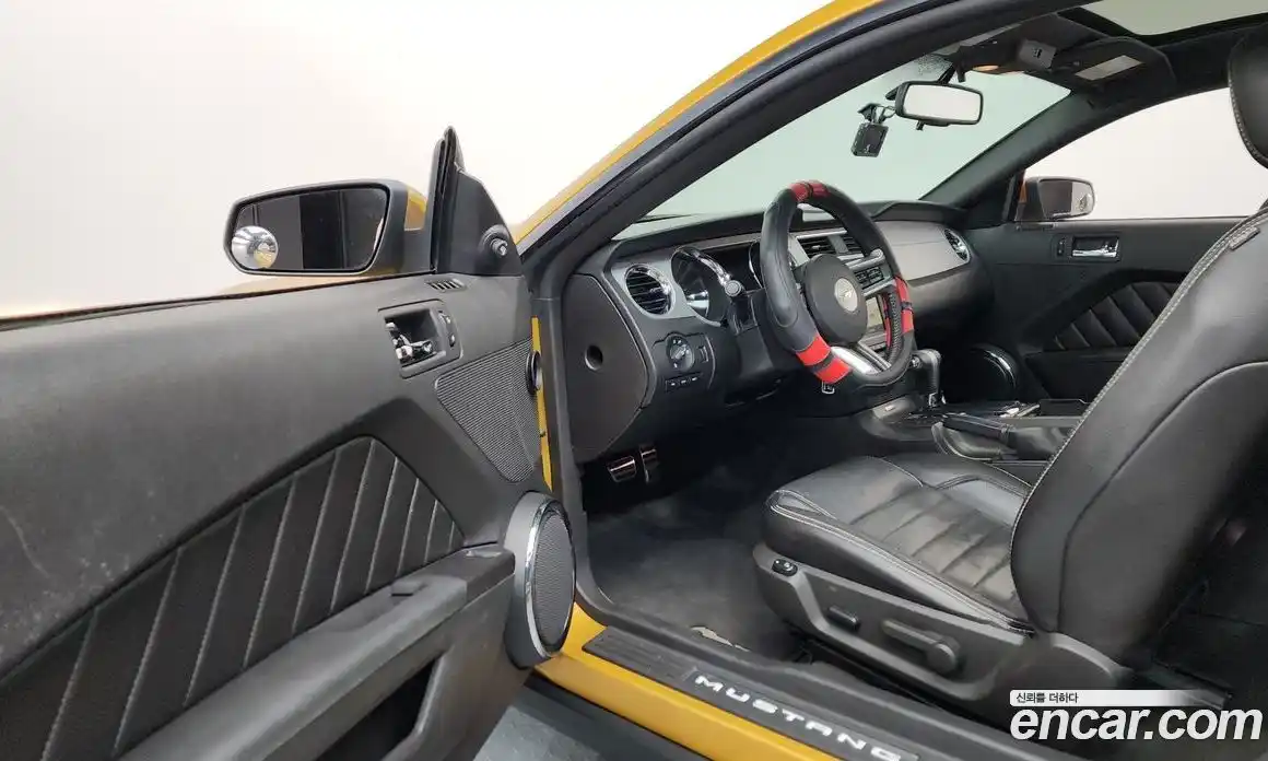 Ford Mustang 2010 4.0 Автомат в Москве № 433021, фото 10