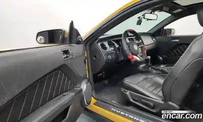 Ford Mustang 2010 4.0 Автомат в Москве № 433021, миниатюра 10