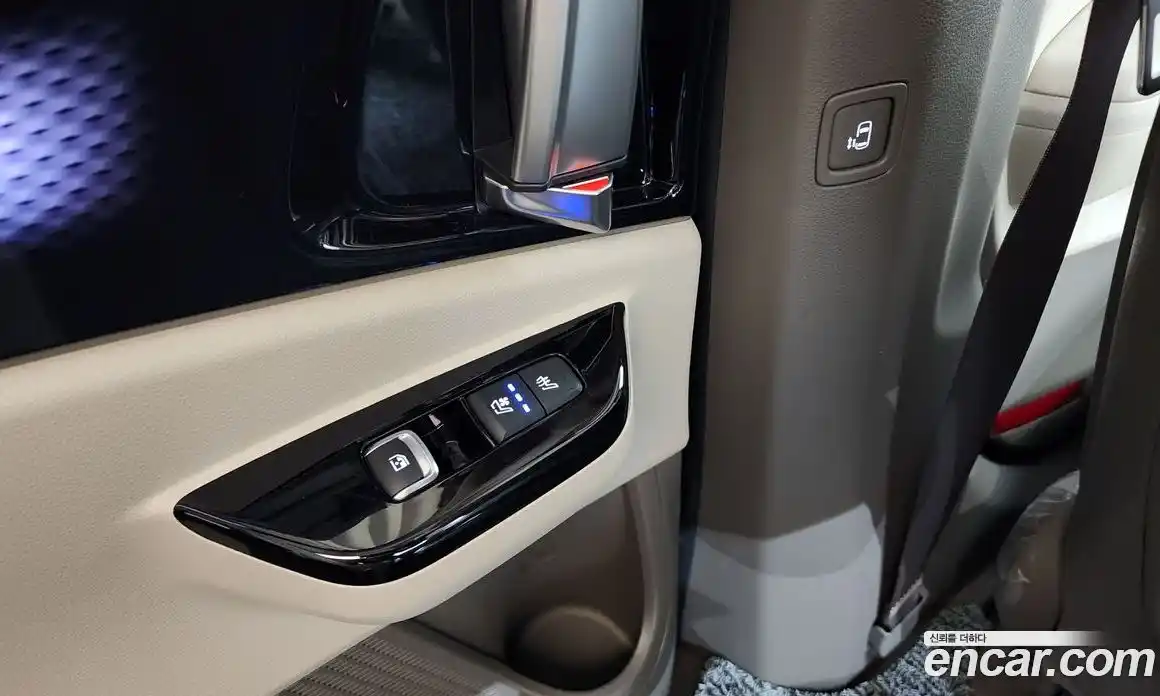 Kia Canival 2023 3.5 Автомат в Москве № 451576, фото 18