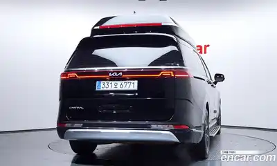 Kia Canival 2023 3.5 Автомат в Москве № 451576, миниатюра 4