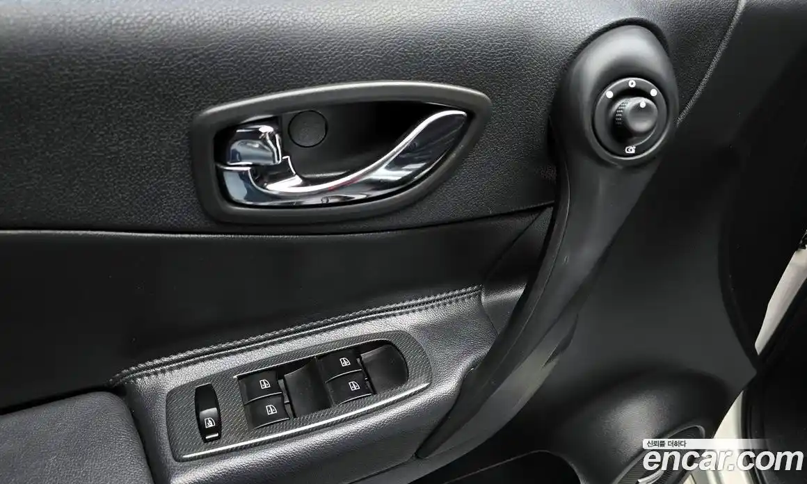 Renault QM5 2013 2.0 Автомат в Москве № 456281, фото 17