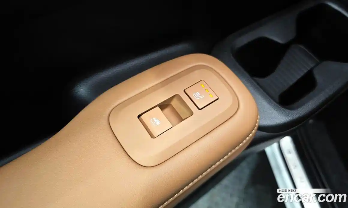 Hyundai Santa Fe 2025 1.6 Автомат в Москве № 456649, фото 19