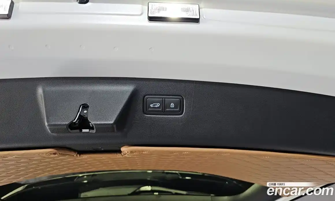 Hyundai Santa Fe 2025 1.6 Автомат в Москве № 456649, фото 20