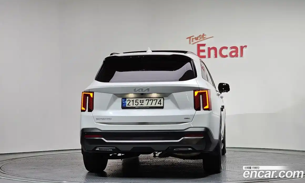 Kia Sorento 2024 1.6 Автомат в Москве № 461050, фото 4