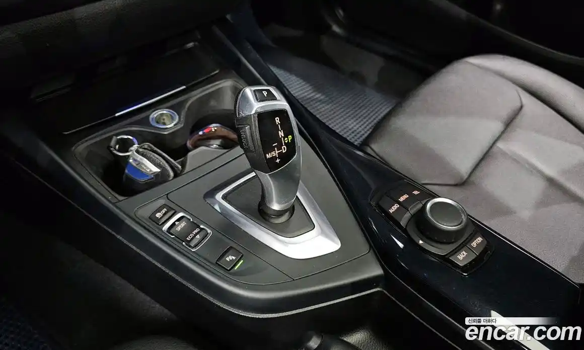 BMW 1-Series 2014 2.0 Автомат в Москве № 465543, фото 9