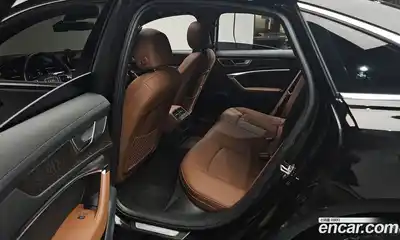 Audi A6 2023 2.0 Автомат в Москве № 468593, миниатюра 11