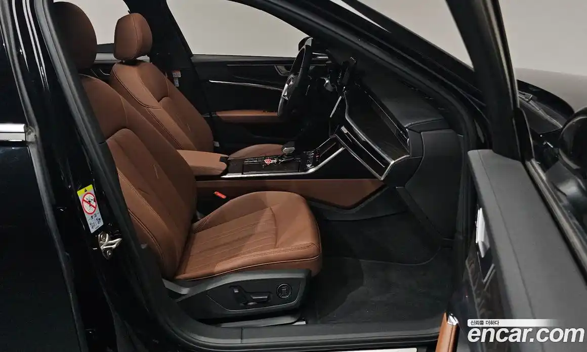 Audi A6 2023 2.0 Автомат в Москве № 468593, фото 9