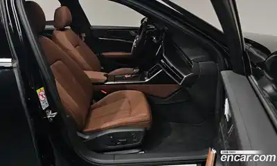 Audi A6 2023 2.0 Автомат в Москве № 468593, миниатюра 9