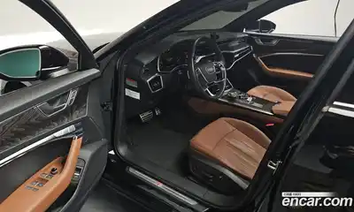 Audi A6 2023 2.0 Автомат в Москве № 468593, миниатюра 10