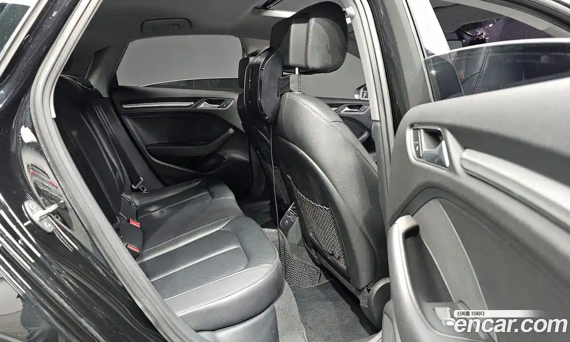 Audi A3 2018 2.0 Автомат в Москве № 469424, фото 11