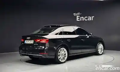 Audi A3 2018 2.0 Автомат в Москве № 469424, миниатюра 2