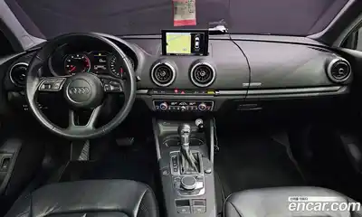 Audi A3 2018 2.0 Автомат в Москве № 469424, миниатюра 7