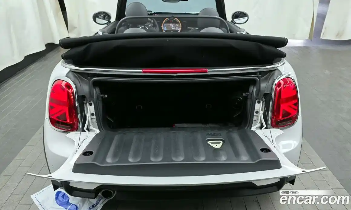 Mini Cooper Convertible 2024 1.5 Автомат в Москве № 471789, фото 20