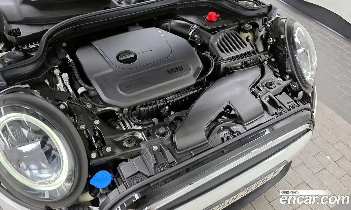 Mini Cooper Convertible 2024 1.5 Автомат в Москве № 471789, фото 6