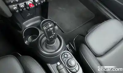 Mini Cooper Convertible 2024 1.5 Автомат в Москве № 471789, миниатюра 9