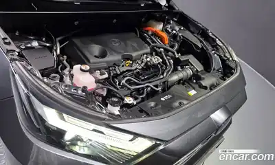 Toyota RAV4 2024 2.5 Автомат в Москве № 472930, миниатюра 5